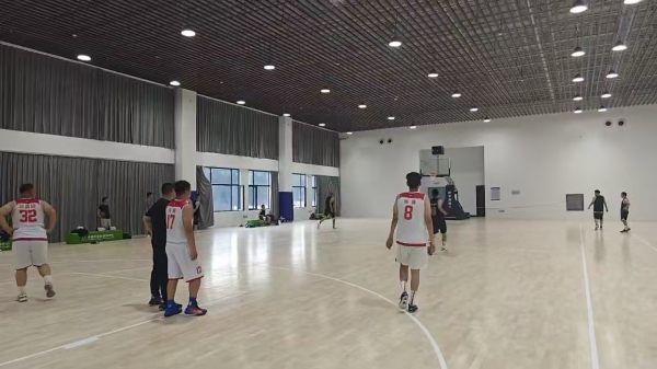 全民健身.jpg 全民健身.jpg